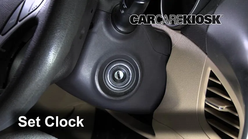 2013 Hyundai Elantra GLS 1.8L 4 Cyl. Sedan (4 Door) Reloj